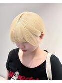 10321耳かけボブ金髪くすみベーベージュオリーブベージュボブ