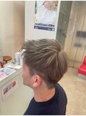 スモーキーベージュ