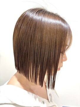 ネオリーブエム(Neolive em;) タッセルボブ　前下がりボブ