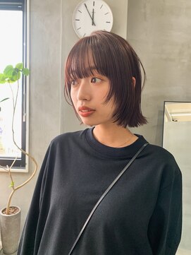 テトヘアー(teto hair) パッツン前髪/切りっぱなしボブ/ピンクカラー/レイヤーボブ