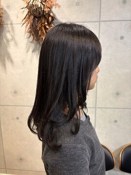 シュエット(Chouette) 軽さのあるセミロングレイヤー