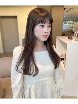 ローレンアオ(LOREN AO) 黒髪/クラゲヘアー/オリーブグレー/小顔/ココアベージュ/矢場町