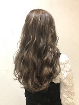 オージュアカラー