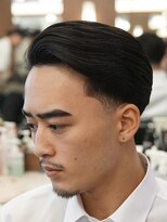 ザ チョップ ショップ ハラジュク(THE CHOP SHOP HARAJUKU)&nbsp;原宿渋谷理容室テーパーフェードカットメンズセンターパート