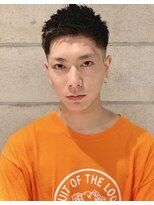 フランクスバーバー アンド ビアークラブ(FRANK'S BARBER and BEER CLUB)&nbsp;ソフトツーブロックヘアくせ毛風パーマ無造作ショートr