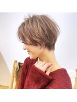 ラナ 渋谷(Lana)&nbsp;【Chill】大人かわいい季節のピンクベージュクールショートボブ