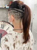 【roijir 山岸】スキンフェード女子 刈り上げ女子