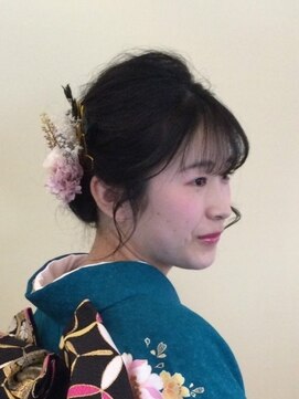 ループ ヘアー(LOOPhair) アップスタイル