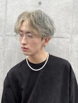 ハイトーンセンターパートシルバーベージュ