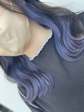 アプリバイリアン 浦和2号店(appri by Rien) インナーカラー/ブルーラベンダー/波巻きウェーブ