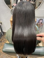 クオーレ(CUORE) ドライヤーで乾かしただけで綺麗にサラサラにまとまる縮毛矯正