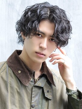 ブラック 渋谷 2nd(BLUCK) 波巻きスパイラル