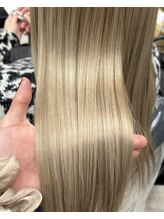 【ブリーチ毛のお客様必見】ハイダメージも髪質改善シンデレラトリートメントでツヤツヤに☆[髪質改善]
