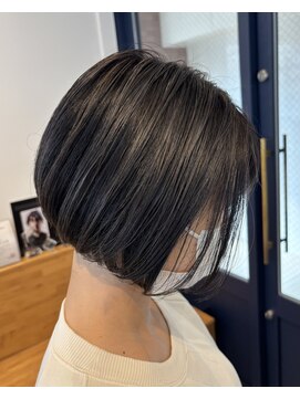 キッカ(kicca) 【kicca】ミニボブ×シークレットハイライトカラー