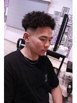 グラッドマンズカットクラブ 立川(GLADMAN'S CUT CLUB)&nbsp;メンズカットツイストパーマスキンフェード