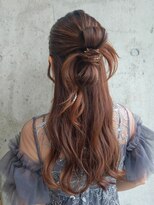 ディーエックス スリー(Dxxxx III)&nbsp;カチモリ風 ハーフアップ