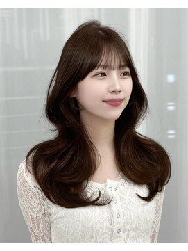 アマトウキョウスマートサロン(AMA TOKYO×Smart Salon) 韓国ヘア　レイヤー　顔まわり