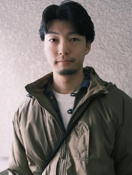 マイルス(MILES) ナチュラルセンターパートショート