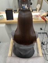 エクラートリアーラ 町田店(ECLART Reala)&nbsp;オイル級ツヤ感ストレート【髪質改善】