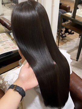 ジーニー 千葉(GENiE) 黒髪/オリーブグレー/小顔/ココアベージュ/千葉駅