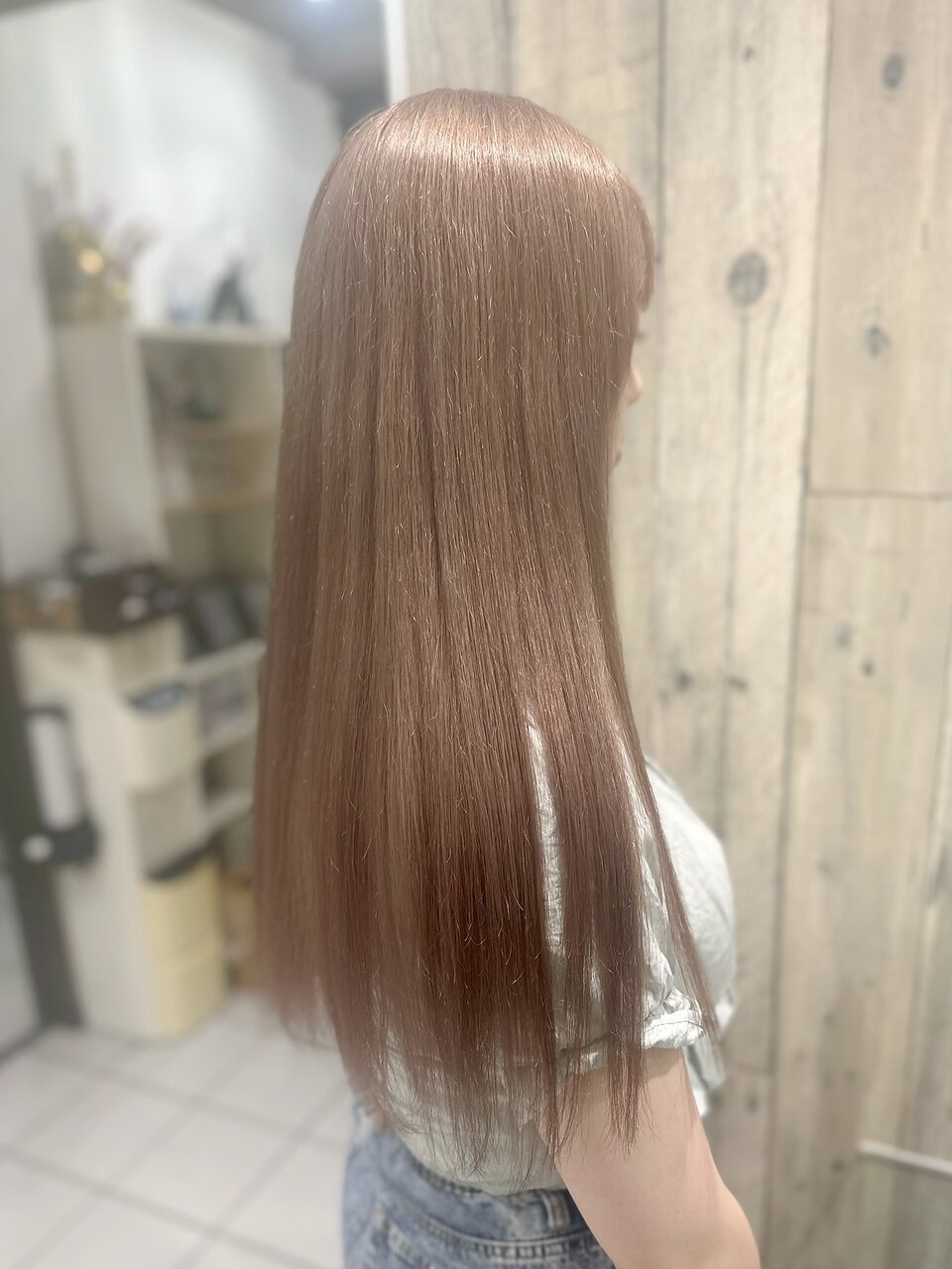 《ダブルカラー》ブリーチ＋カラー＋トリートメント［新宿駅・新宿三丁目駅］