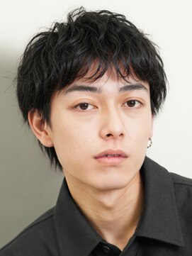 レタッチ バイ フィフス 銀座(RETOUCH by fifth) 銀座ルーズショートパーマメンズショートマッシュ刈り上げ短髪