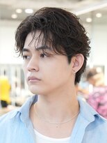 バイフィフス 原宿/表参道(by fifth)&nbsp;緩め波巻きスパイラルパーマシャドウパーマメンズセンターパート