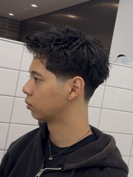 グルーマーズクレッジ 渋谷店(GROOMER/S CREDGE) テーパーウォーリアカット スパイキーショート