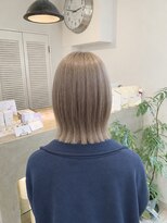 フレリス(FreRis)&nbsp;結べるくびれボブ/ハイトーンベージュ【守谷 ケアブリーチ】