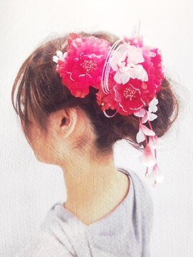 クラメール 黒崎コムシティ店(Kraemer) ブルーノがご提案する浴衣にあったヘアスタイル