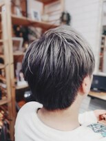 ヘアーリビングリコ 新潟笹口店(hair living Liko) イルミナカラーデザイン、アッシュグレー212
