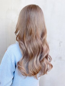 アイティーバイアルバム 下北沢店(IT by ALBUM) まろやかベージュ_アースカラーくびれヘアツートン_ba373812