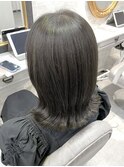 透明感グレージュヘア
