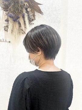 フゥカ 類家店(fuka) 八戸ハンサムショートグレージュハイライト20代30代40代50代