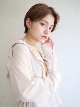 ブゾン(buZon) 【buZonブゾン】大人ショート×艶感ベージュ