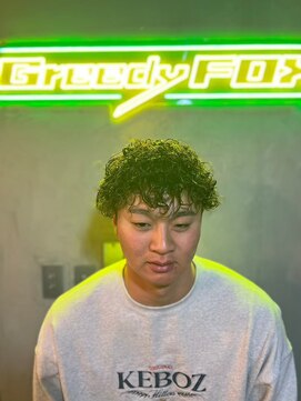 グリーディーフォックス 三軒茶屋(GreedyFOX) 波巻き/マッシュパーマ/ウルフ/ハイライト<理容室>三軒茶屋