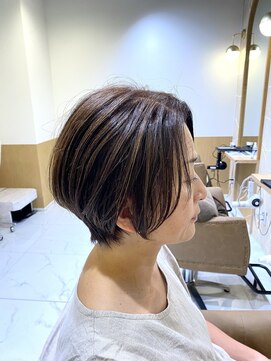 カーサ 西大寺南ロータリー店(casa) 白髪ぼかしハイライト+ショートボブ