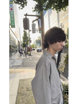 ミリ(milli Produce by ITAKURA) 波巻きツイストスパイラルパーマ