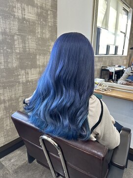 フース(Hus) ブルー