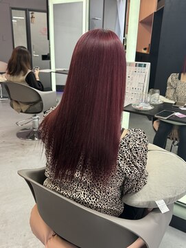 クク 那覇国際通り(CUCU) 国際通り店/レイヤーカット/ハイトーン/韓国風カラー