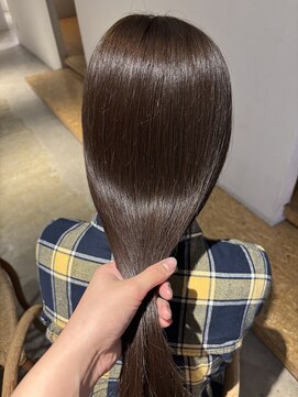 セブンベルベット(7 Velvet) ヘーゼルベージュ【円口睦】