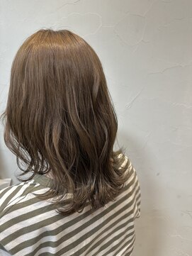 トイロ(toiro) “オリーブベージュ”