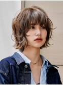横浜西口レイヤーボブショコラベージュ丸みショートボブ前髪あり