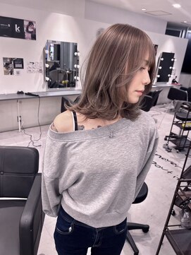 キング 高槻(K!ng) 縮毛矯正髪質改善ハイライトレイヤーカット枚方美容室エクステ