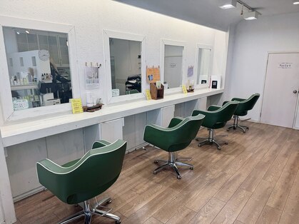 ヘアデザイン フィーカ 津留店(hair Design fika.)の写真