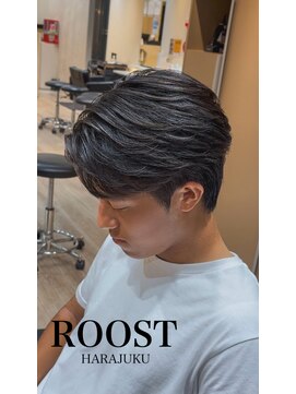 ルースト 原宿店(ROOST) ニュアンスパーマ/センターパート/パーマ/メンズパーマ/渋谷