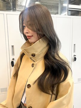 アリュウル 表参道(ALLURE) 柔らかオリーブベージュ＊ハイレイヤーカット/お顔周りカット