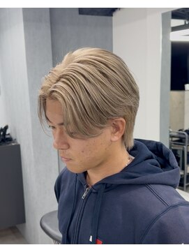 ステラ(STELLA) センターパート/ミルクティーベージュ/メンズ/ハイトーンカラー