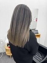 デーノ(de’no)&nbsp;シルバーベージュバレイヤージュ　大館市美容室