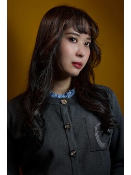 アンアタッシュ(UNE ATTACHE) Soft Halo｜明日の私がちょっと楽しみ｜透明感ベージュ